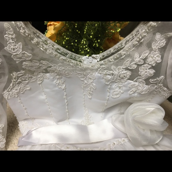 Angels NY, Flower Girls white Dress, Size 12 - Picture 4 of 8
